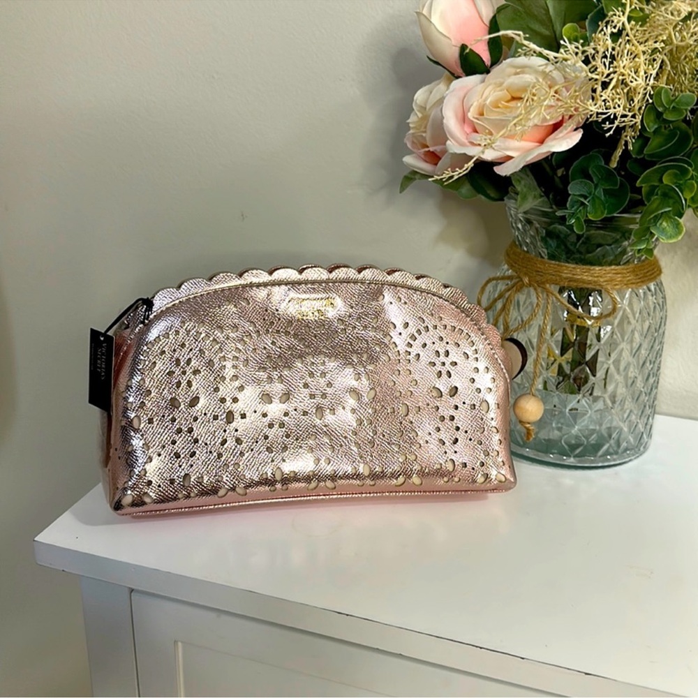 NWT Victoria’s Secret Pink Small Cosmetic Bag